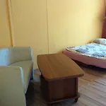 Hostal Omega *
