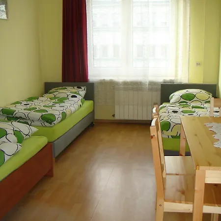 Omega Хостел Ряшів