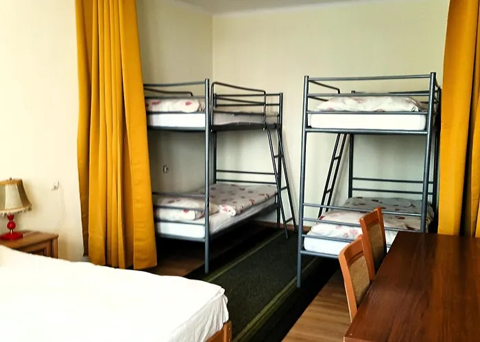 بيت شباب Omega