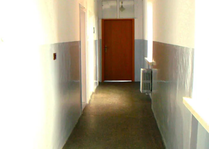 Omega Хостел *