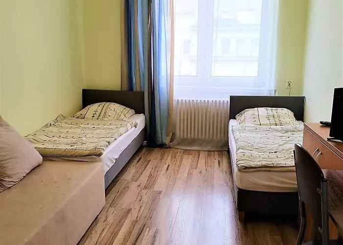 بيت شباب Omega رشيشوف