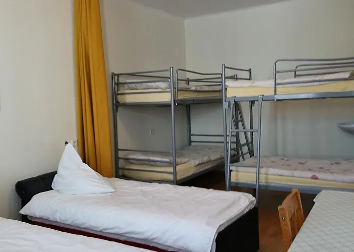 بيت شباب Omega