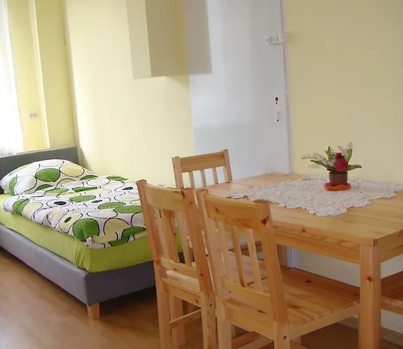 Хостел Omega Ряшів